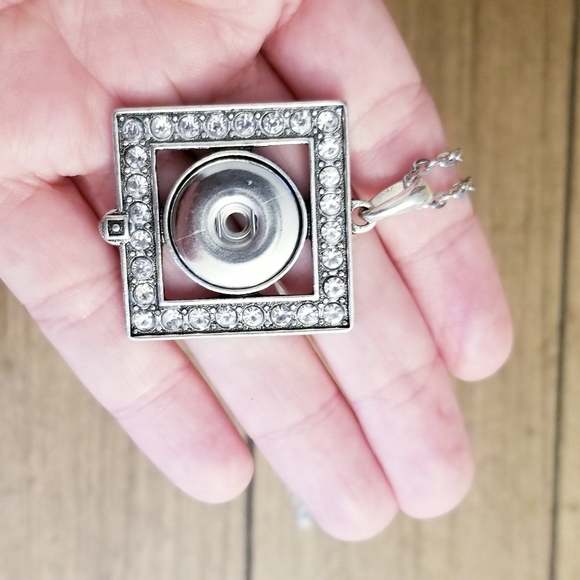 18MM 20MM SNAP Charm Necklace Rhinestone Snap Chai - Picture 5 of 5